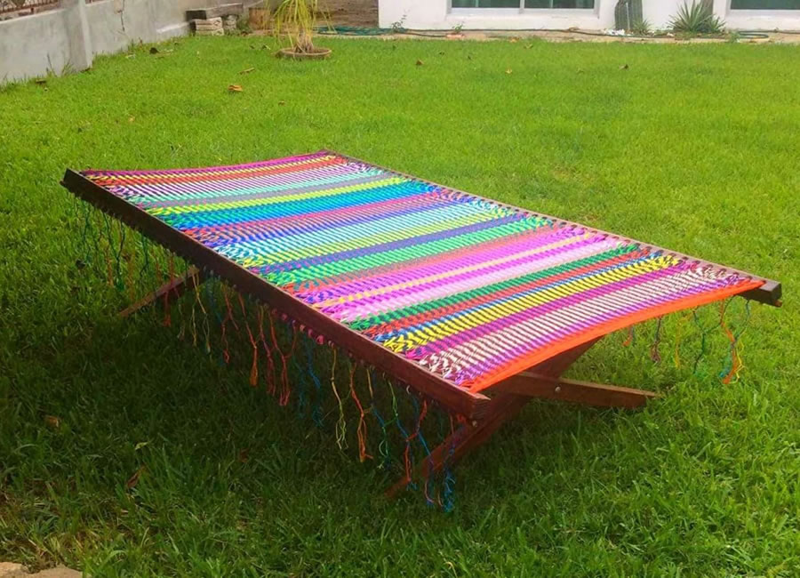 Catre Tradicional de Madera Guixhe